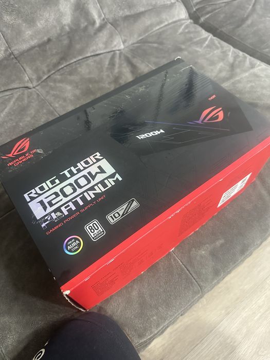 Блок питания Asus Thor 1200 platinum