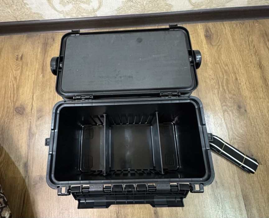 Рыболовный ящик.