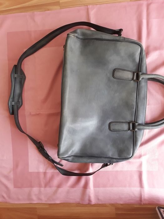 Vand geanta,Firma WHY Denis,din piele naturala pt Leptop