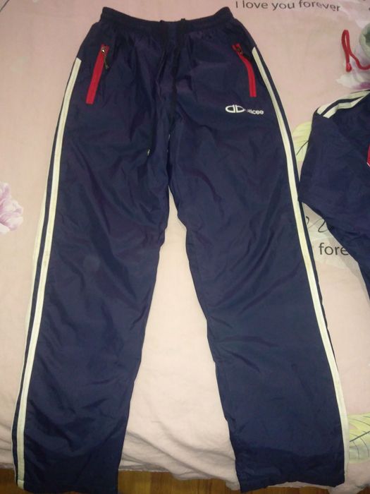 Тёплый спортивный костюм