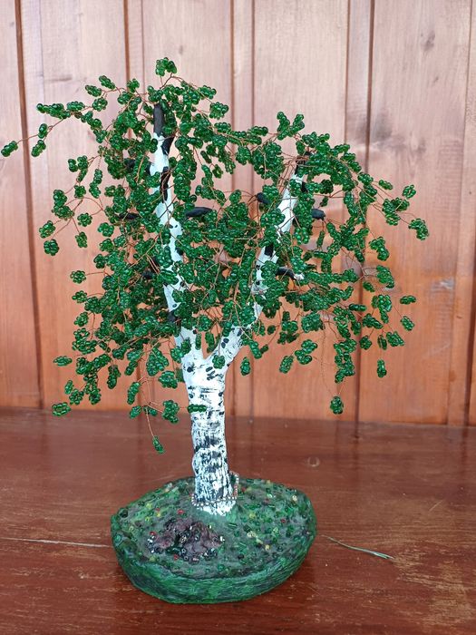 Дерево из бисера