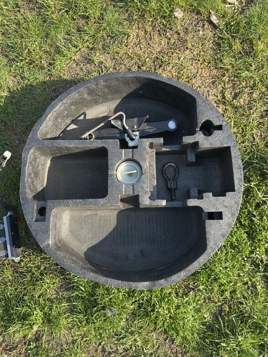 Ptc (incalzire suplimentara foarte utila in sezonul rece) ford focus 2 , organizator din polistirensi cric  , grile fata bara ST