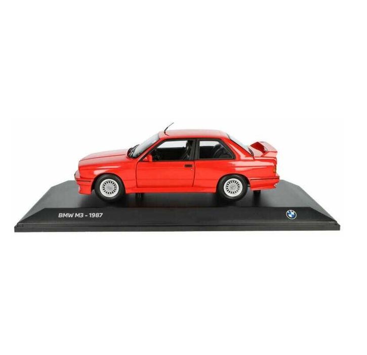 Macheta originala Bmw M3 E30 scara 1:18