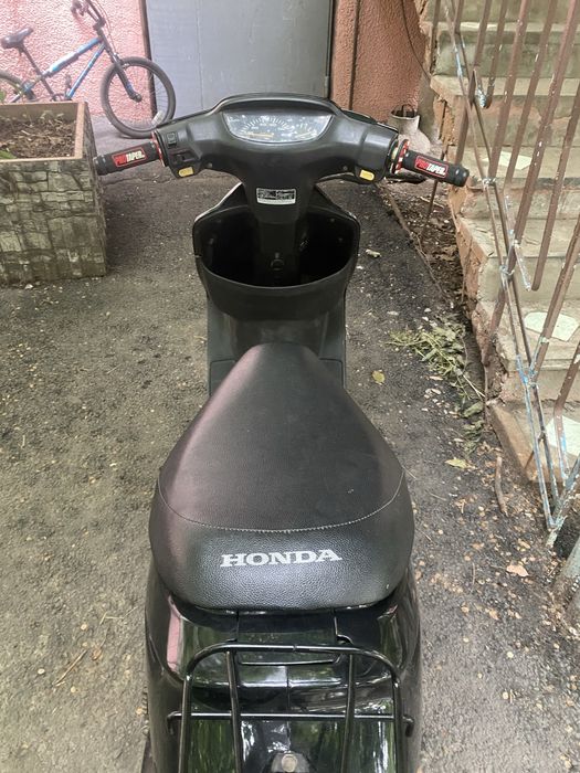 Honda dio AF 27.