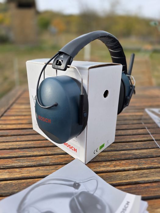 Casti Bosch antifon cu radio integrat