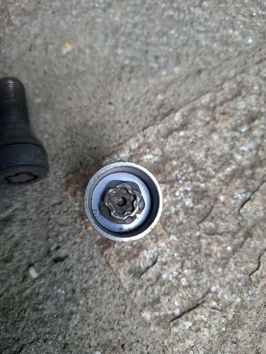 Болтове за джанти BMW X5,X6 G05 G06