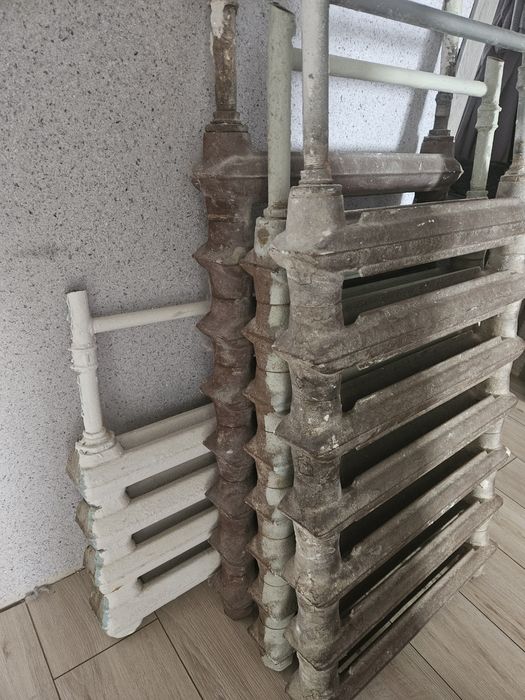 Чугунно/стальные радиаторы отопления.