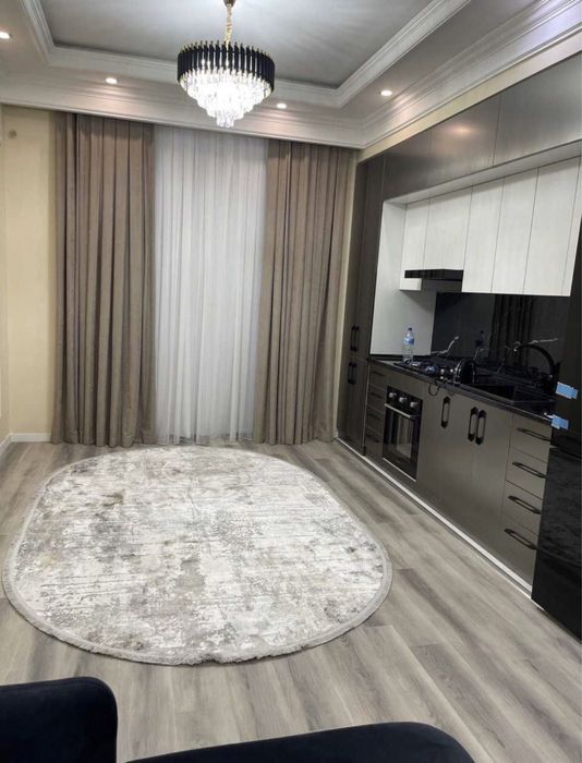 Махтумкули- Новостройка! Сдается 2-х комнатная квартира в центре!