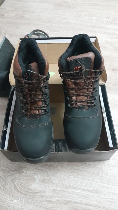 Обувь хорошым качестве