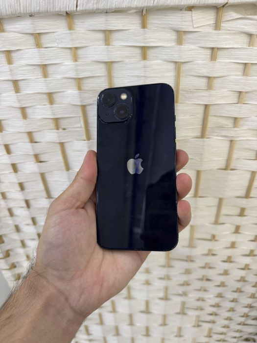 Продам Телефон Айфон 13 256Gb