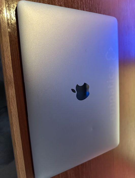 Apple Macbook 12”