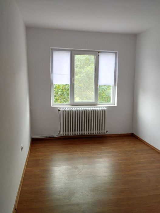 P.f  Vând apartament 2 camere, decomandat, 54 mq zona Frumoasa