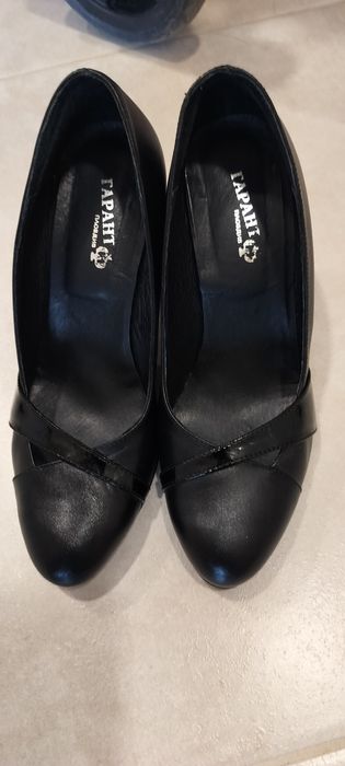 Официални обувки