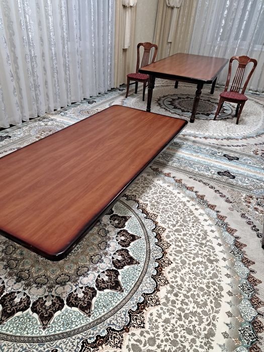 2 дана Стол ҳәм 22 дана стулчиги менен сатылады,.