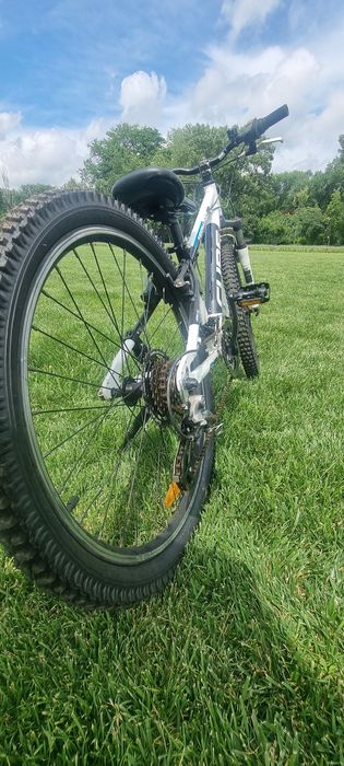 Bicicleta Cube R24