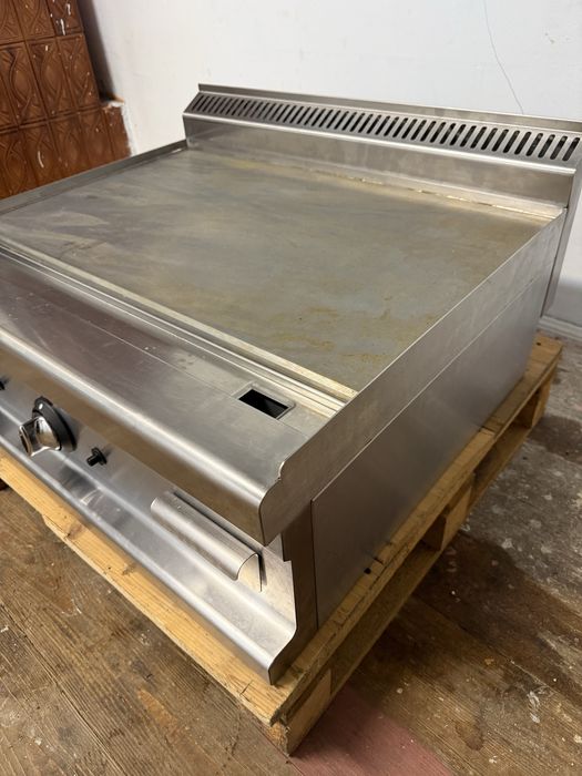 Grill / Gratar pe gaz inox profesional folosit 3 luni