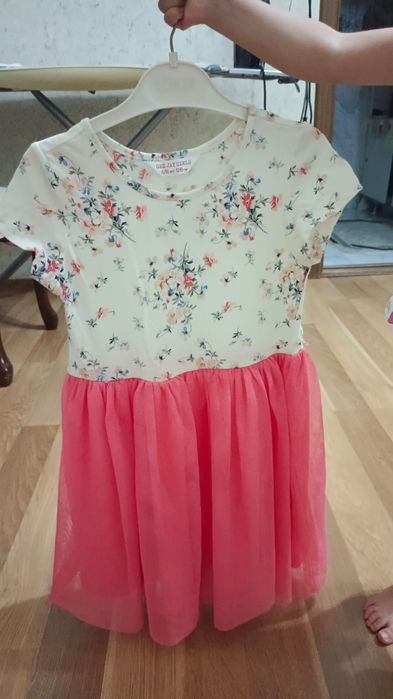 Платье на 6-8 лет