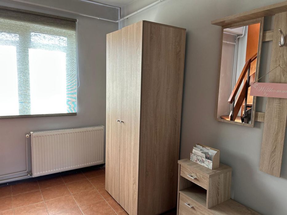 Un apartament altfel decât cele clasice de 2 camere/ 82 mp de spațiu/ lumină și confort.