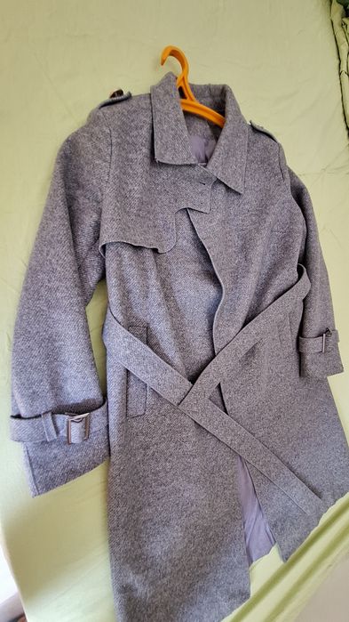 Продаётся тренч в пол