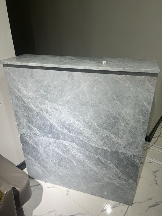 Mebel reseption uchun sotiladi ishlatilgan xolati yaxshi