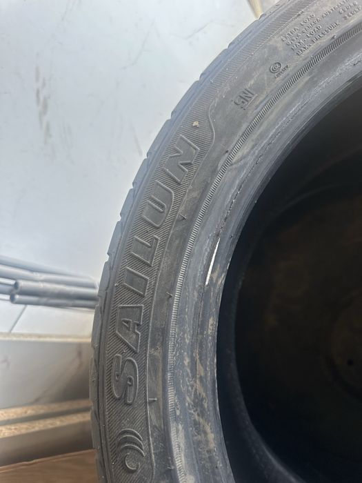 Продам шины размер 18