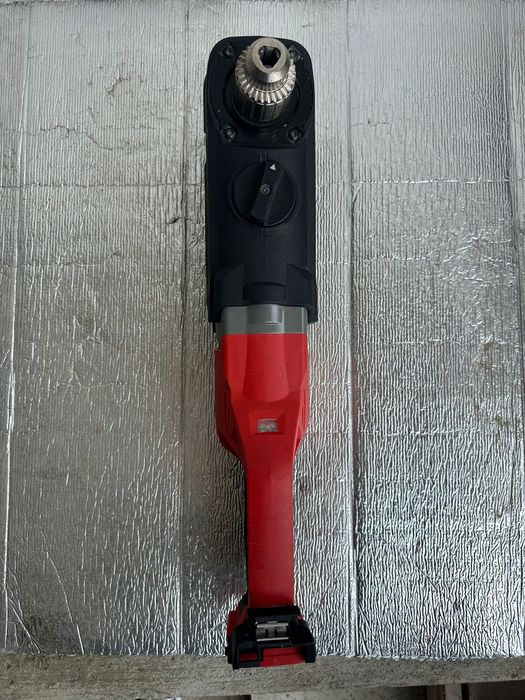 Mașina de găurit la unghi Milwaukee M18FRAD2