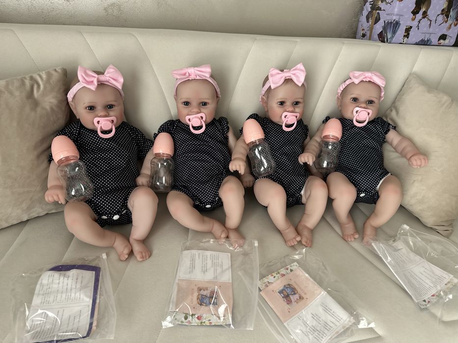 Papusa reborn baietel-fetita