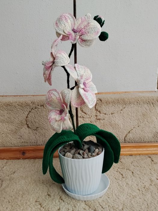 Продаётся орхидея ручной работы