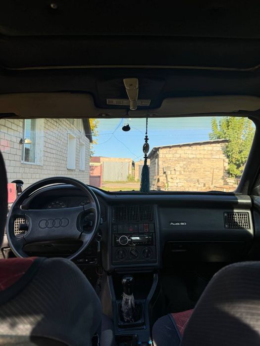 Продам ауди 80 б3 на ходу торг есть