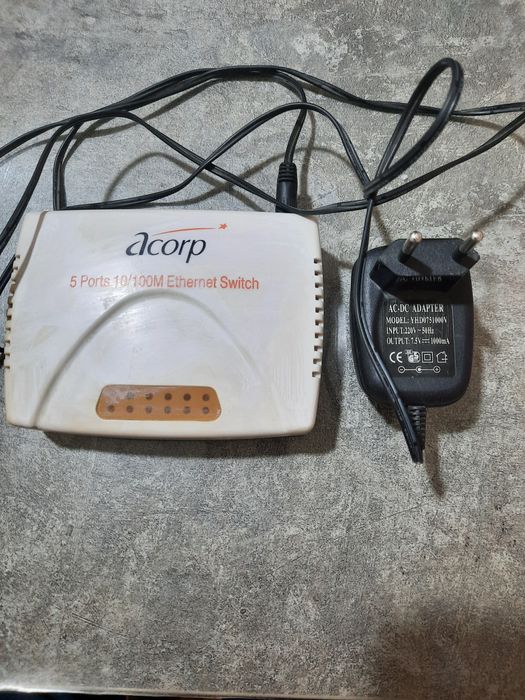 Продам Hub Ethernet Switch Acorp