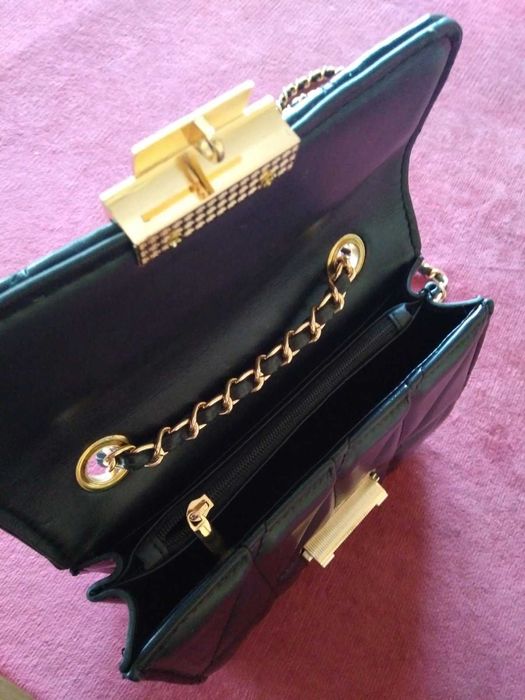 Елегантна чантичка