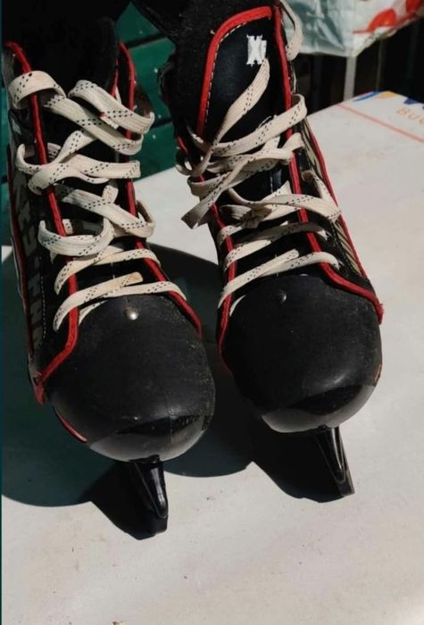 Patine gheata Hokey‑Pro marimea 36‑38 stare foarte buna