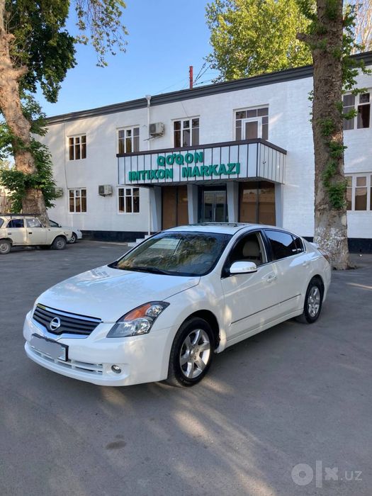 Nissan altima L32 VARIANT YOQ