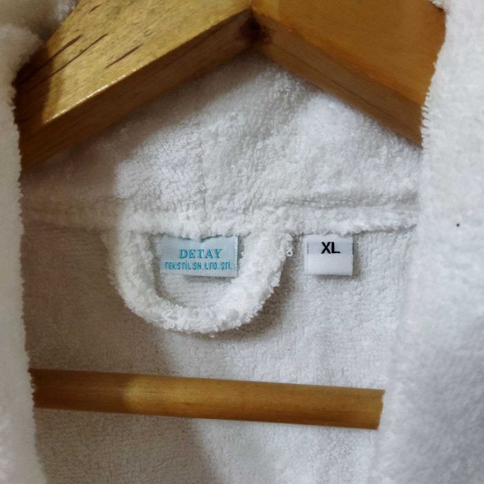 Новый банный халат.