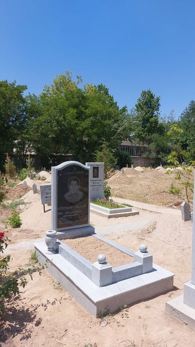 Granit va marmardan qabrtoshlar. Памятники надгробные, недорого
