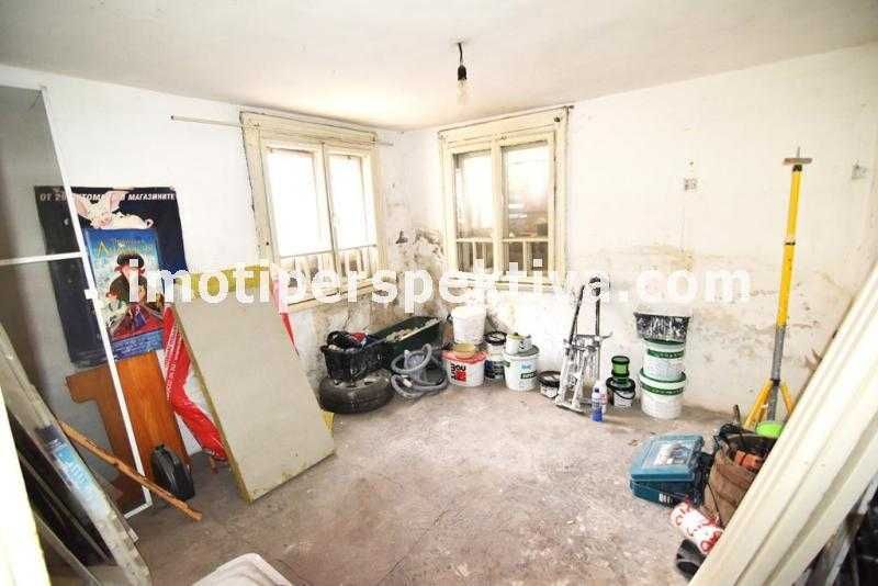 реф.15402 Обзаведен етаж от къща в Прослав!