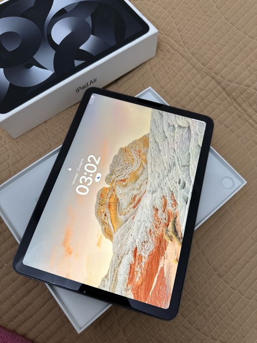 IPad Air 64 GB цвет: графит