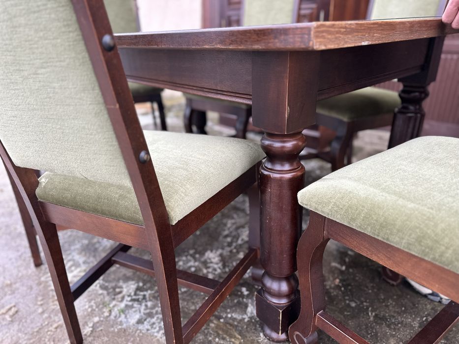 Трапезна маса с 6 стола – класически стил