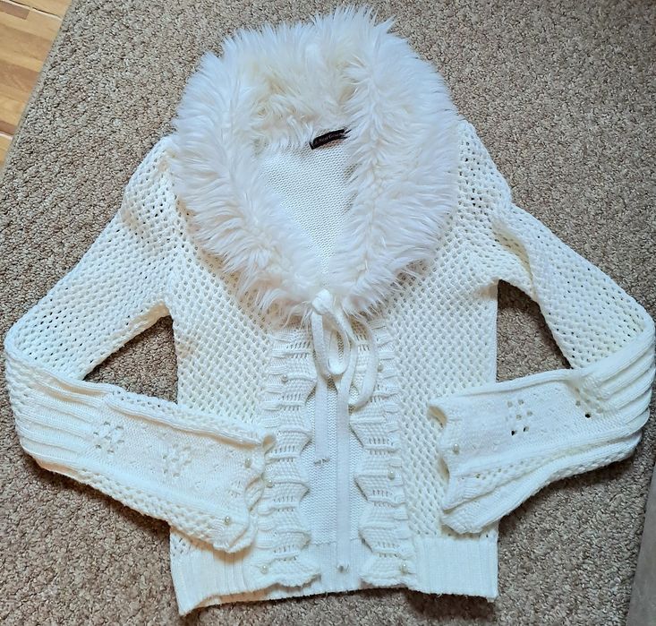 Cardigan alb cu blanita jerseu fete cu perlute
