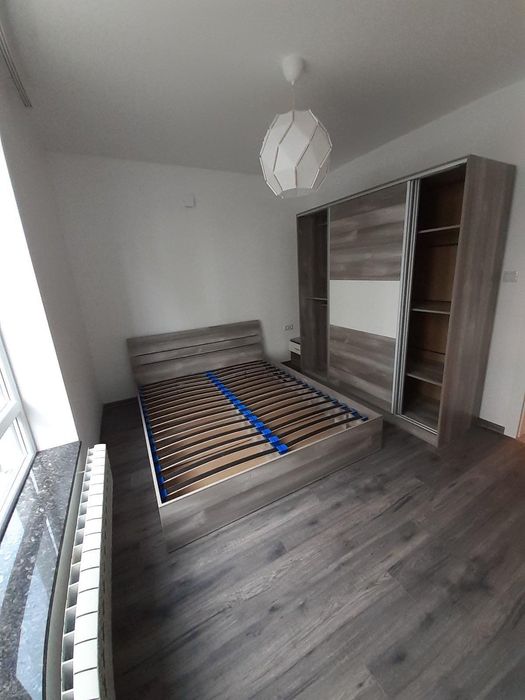 Под наем тристаен апартамент  90 кв 739 евро кв Витоша