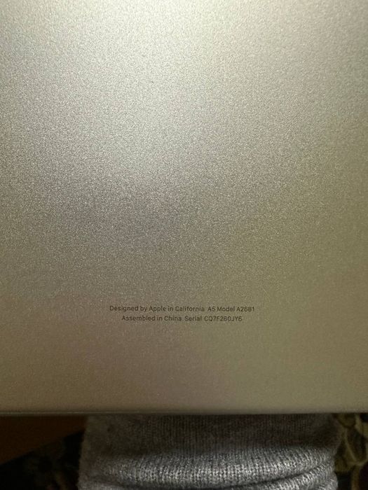 Macbook Air 2022 M2