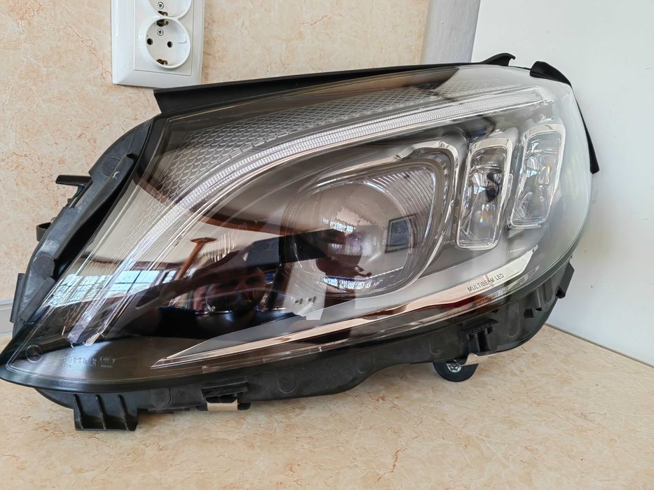 Фар Mercedes W205 C-classa MULTIBEAM LED ляв/Фар Мерцедес W205 Оригина