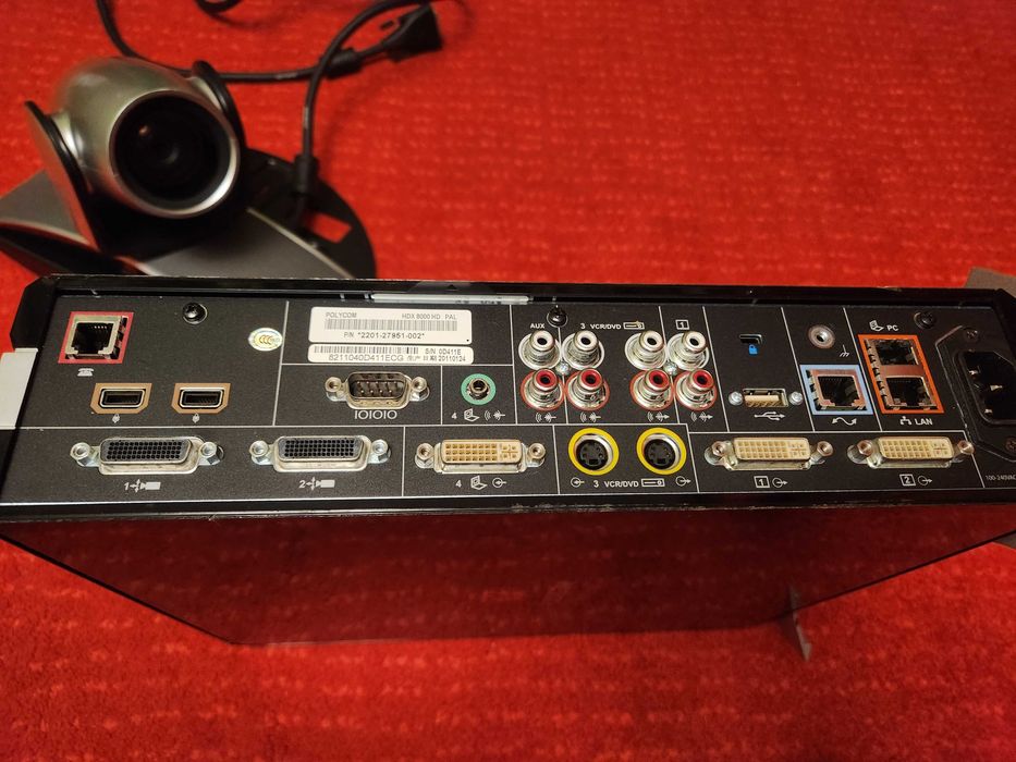 Pulycom hdx 8000