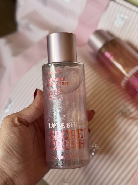 Спрейове с блестящи частици Victoria’s Secret