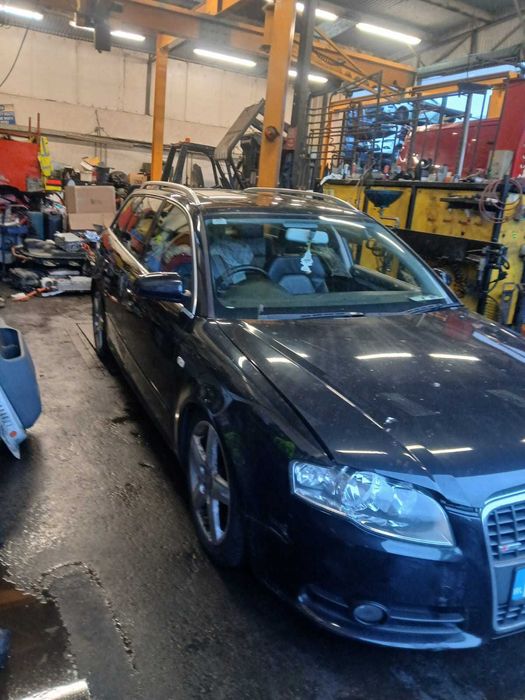 Dezmembrez Dezmembrari piese AUDI A4 B7 2007 1.8T