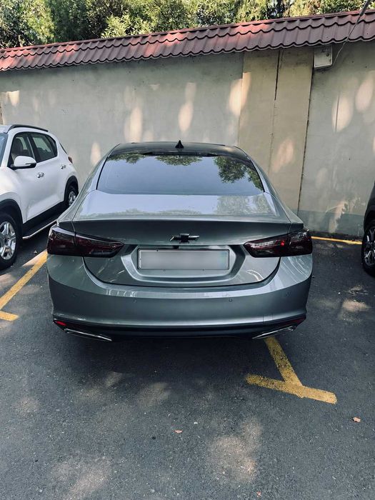 MALIBU XL 2023 Silver