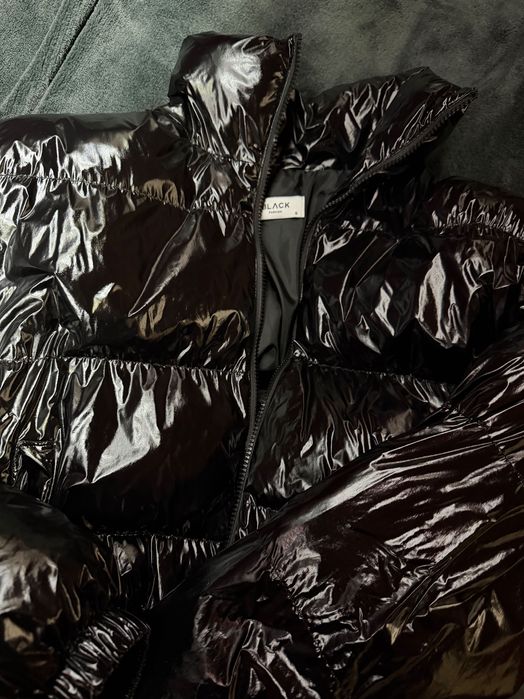 Дамско късо якенце