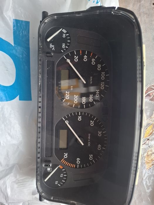 Продаю приборка панели фольксваген