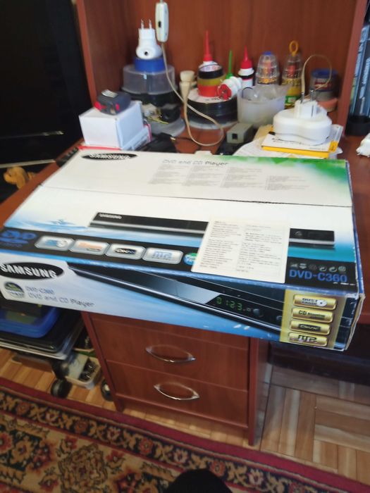 Меняю новый DVD плеер samsung