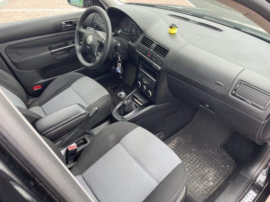 VOLKSWAGEN Golf 2003 — imagine 4